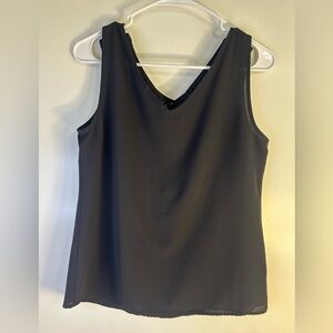 Sioni Black V-Neck Tank Top with Wide Straps